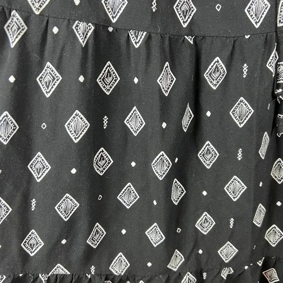 Torrid Sundress W/Diamond Pattern Size 1 - Picture 5 of 8